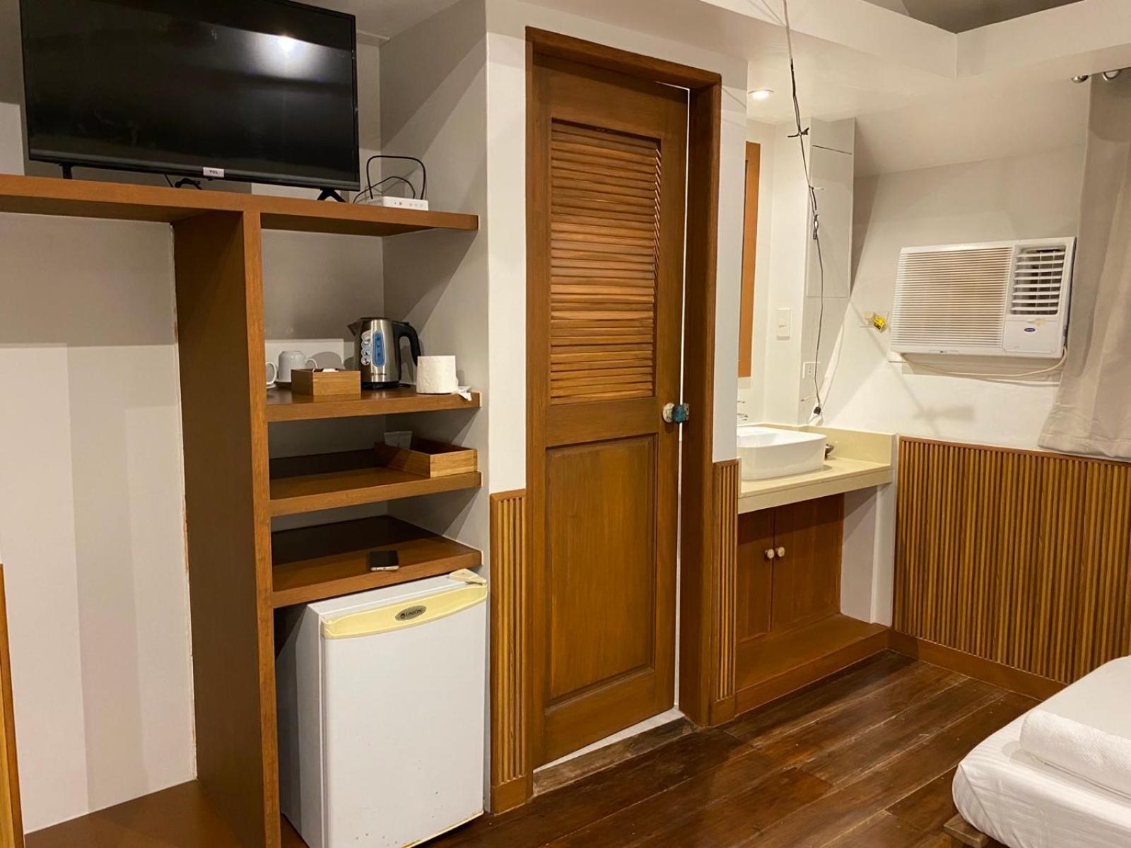 Guest house Casitas De Boracay 2*
