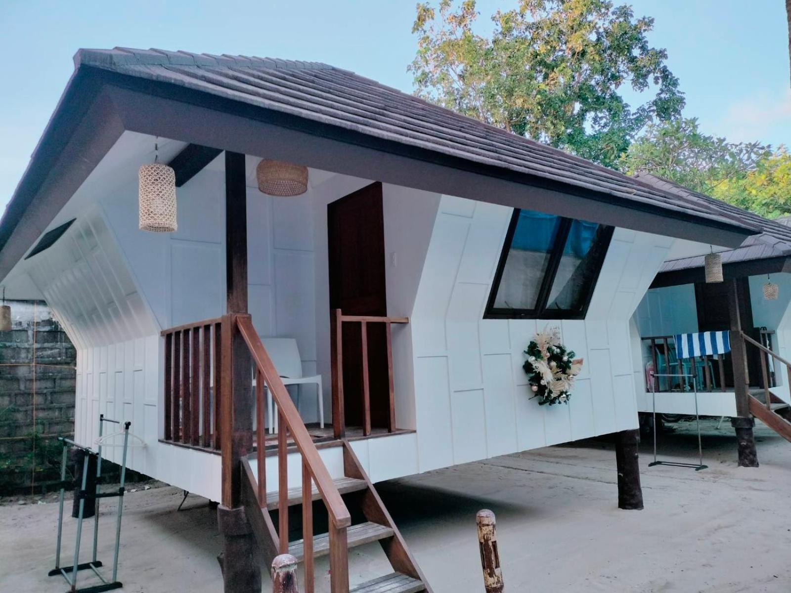 Casitas De Boracay 2*